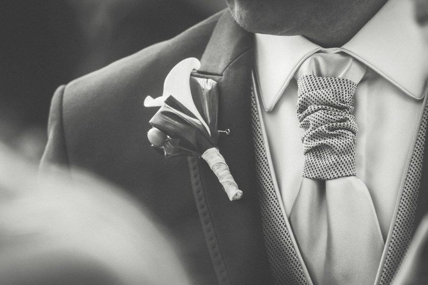 R+Z. Flor de Ojal Novio